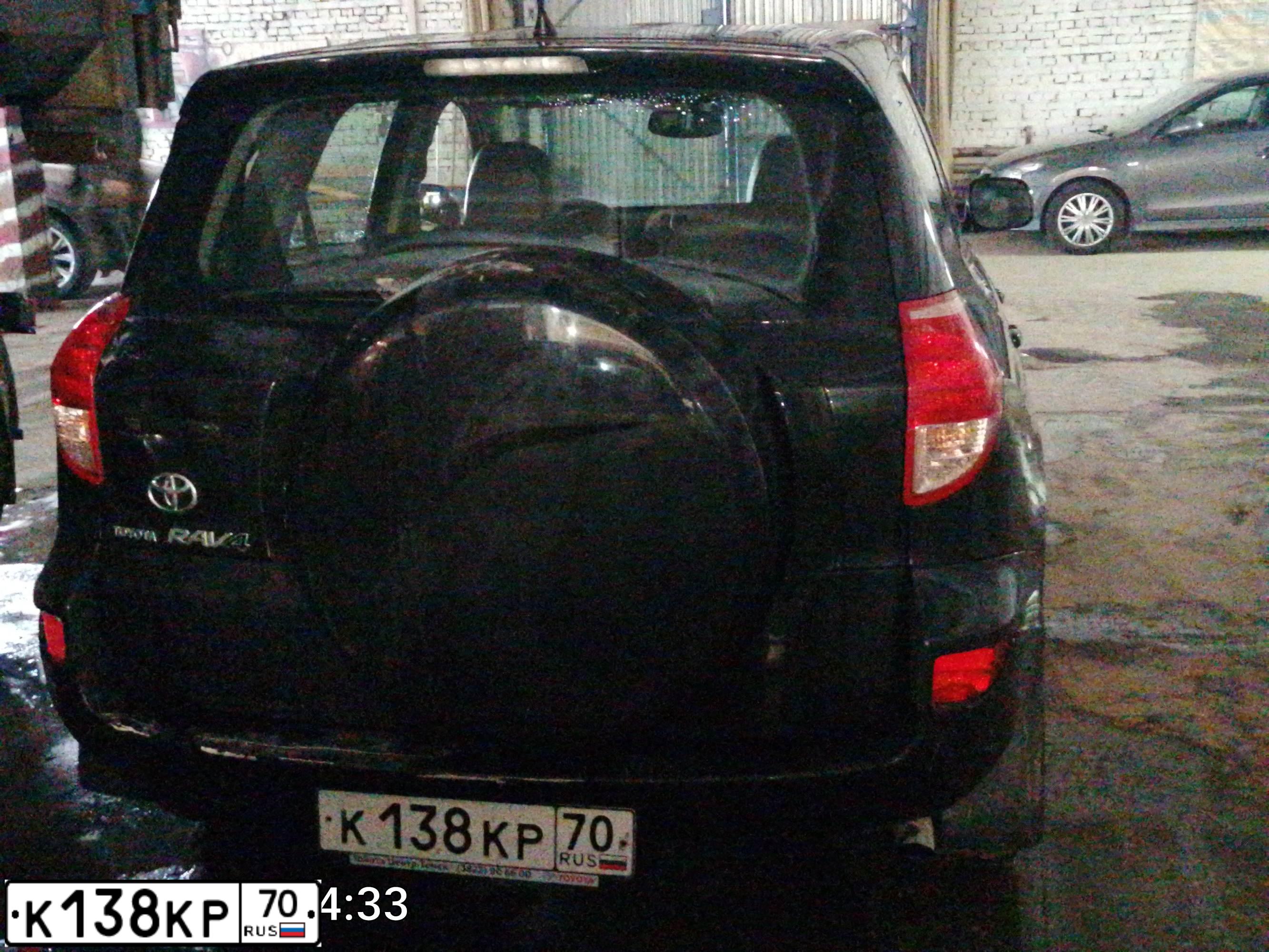 Фото автомобиля TOYOTA RAV4, 2007 — госномер К138КР70. Цвет: ЧЕРНЫЙ