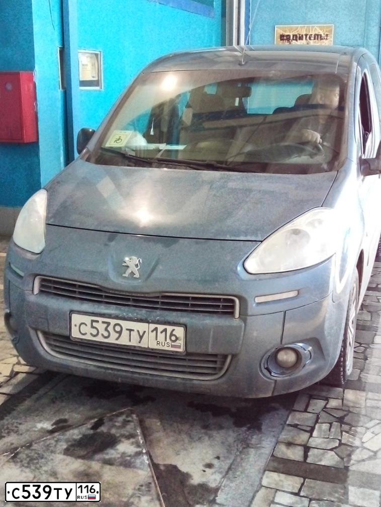Фото автомобиля PEUGEOT PARTNER, 2012 — госномер С539ТУ116. Цвет: СИНИЙ