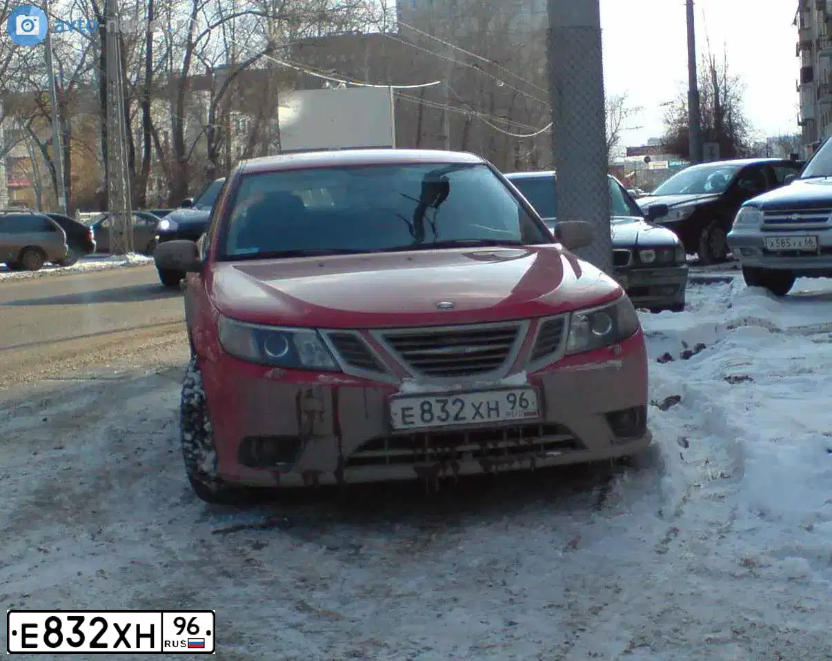 Фото автомобиля SAAB 9-3, 2007 — госномер Е832ХН96. Цвет: КРАСНЫЙ