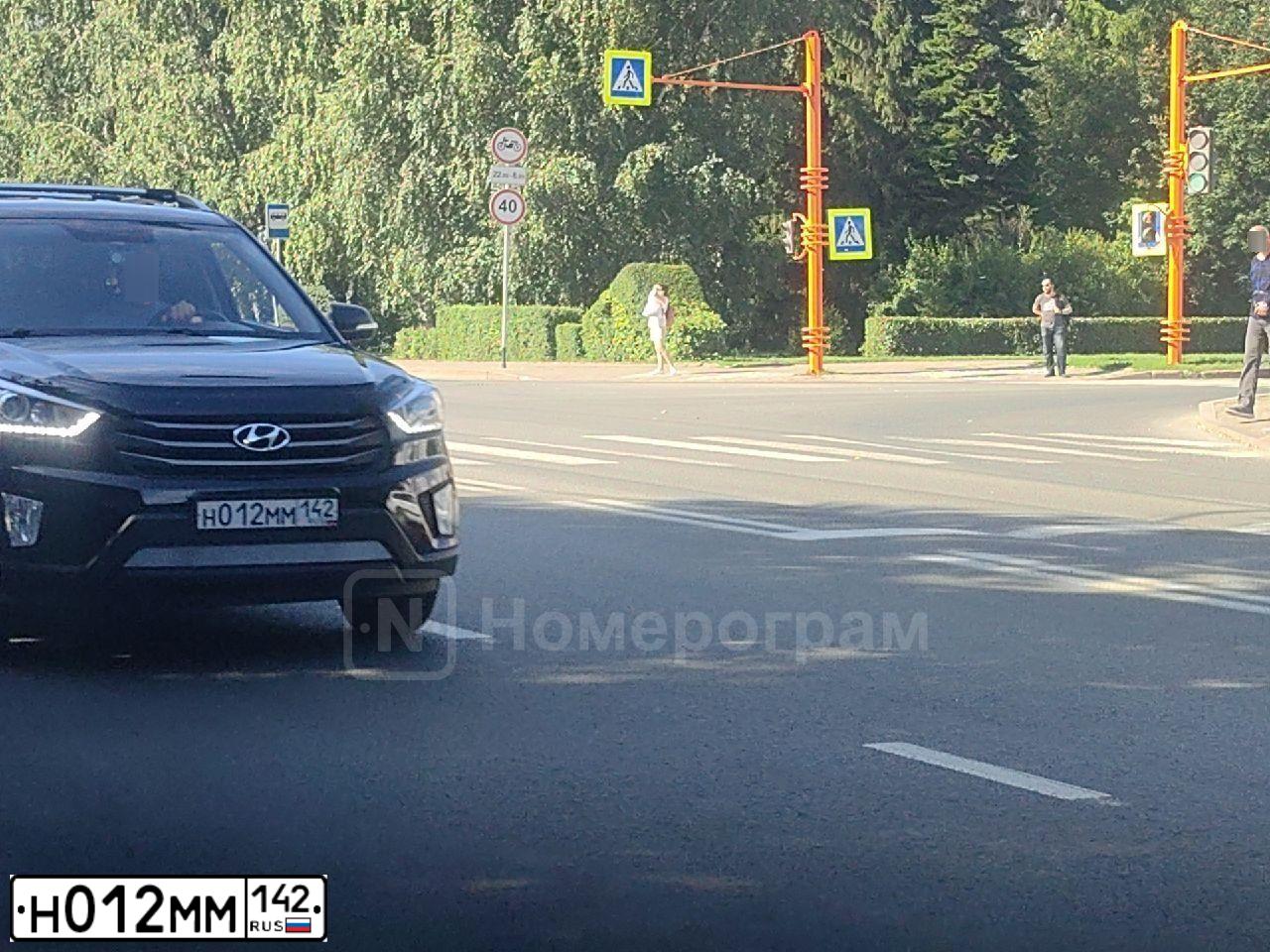 Фото автомобиля HYUNDAI CRETA, 2019 — госномер Н012ММ142. Цвет: ЧЕРНЫЙ