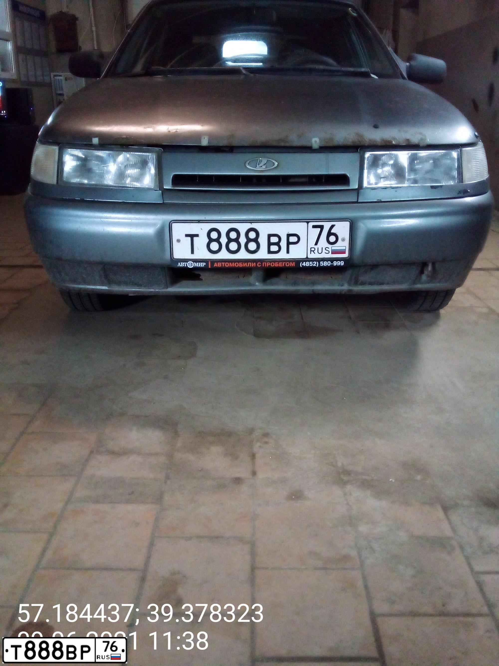 Фото автомобиля LADA 2112 LADA, 2007 — госномер Т888ВР76. Цвет: СЕРЫЙ