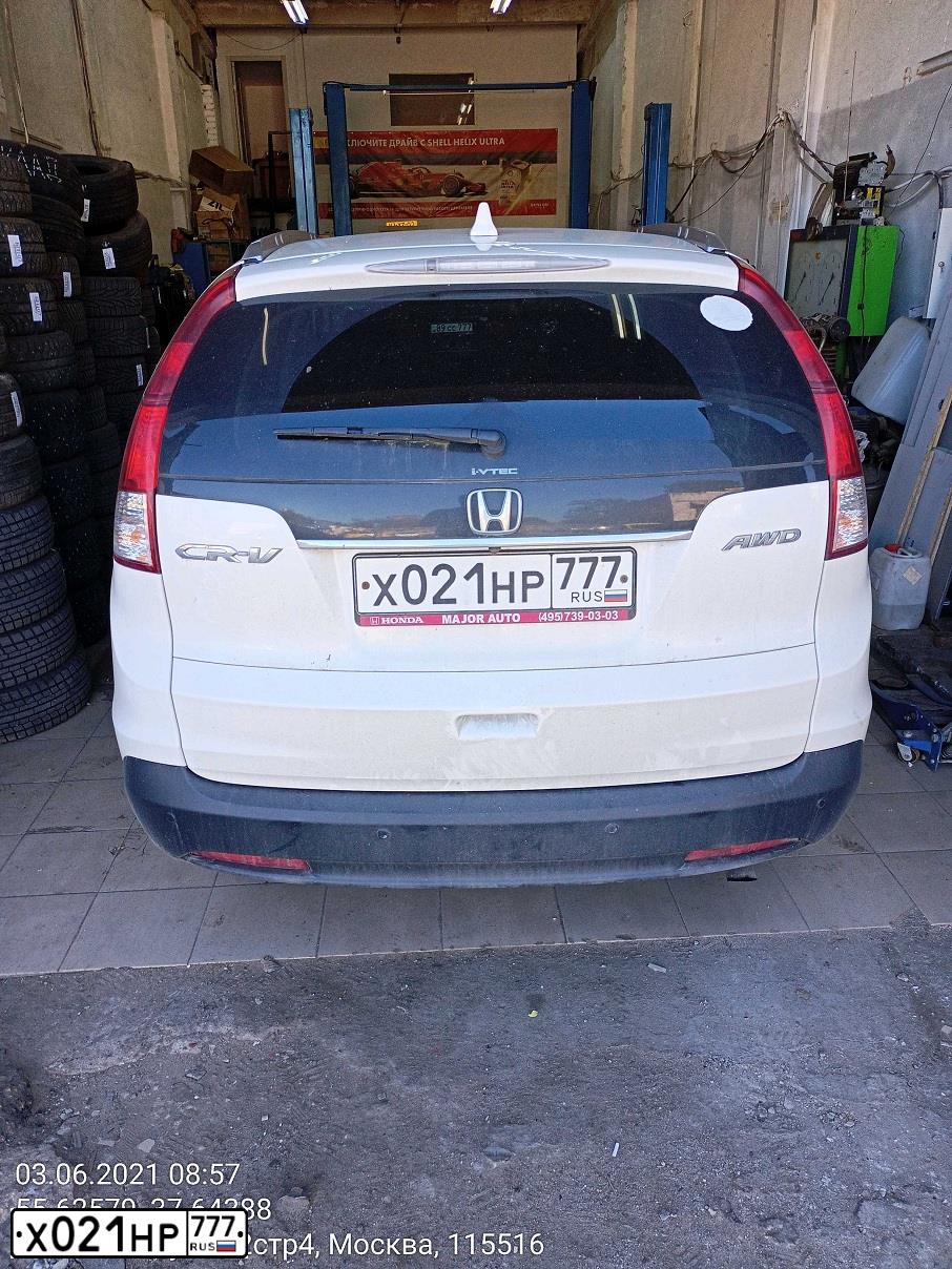 Фото автомобиля HONDA CR-V, 2014 — госномер Х021НР777. Цвет: БЕЛЫЙ