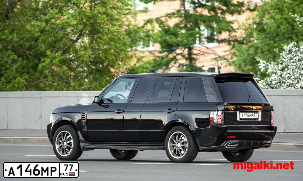 Фото автомобиля LANDROVER RANGE ROVER, 2004 — госномер Е376ВО797. Цвет: ЧЕРНЫЙ КРАСНЫЙ