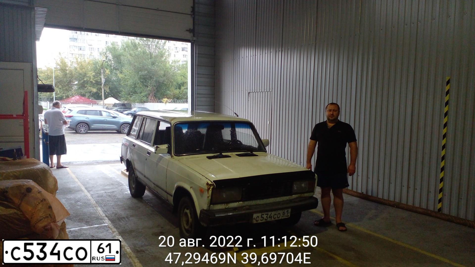 Фото автомобиля VAZ 2104 LADA, 1991 — госномер К651МО761