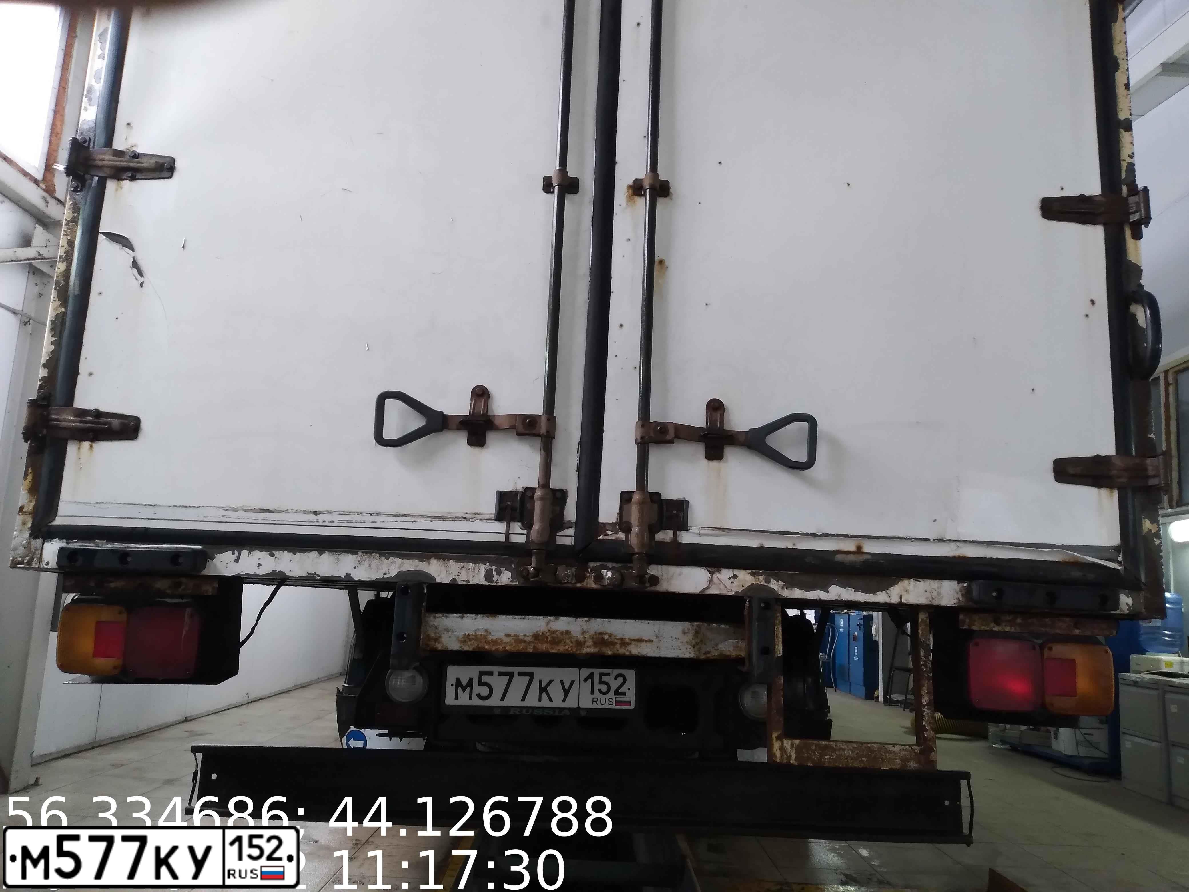 Фото автомобиля HINO 500-SERIE, 2013 — госномер М577КУ152. Цвет: Белый