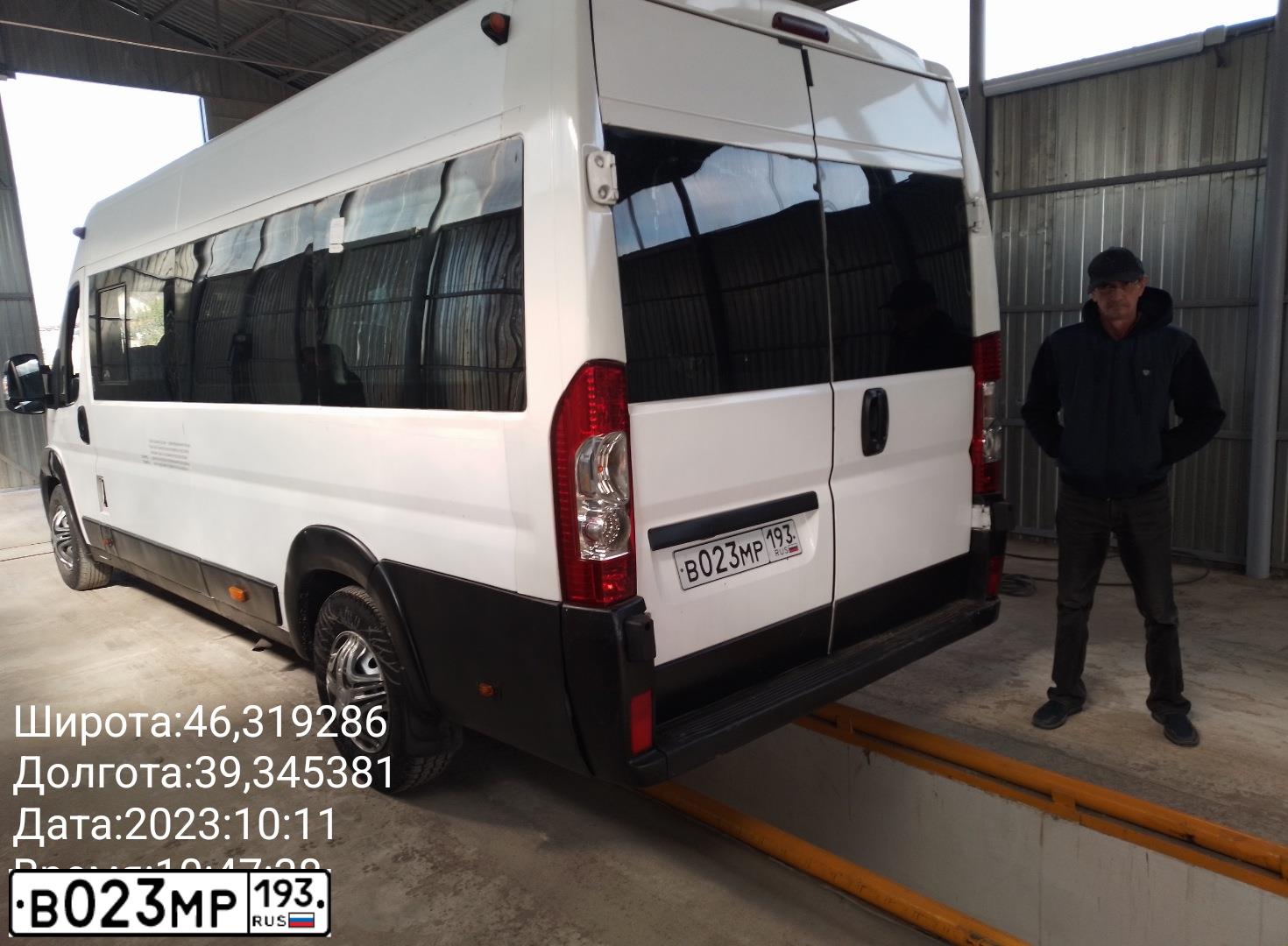 Фото автомобиля PEUGEOT BOXER, 2012 — госномер О721ЕК761. Цвет: Белый