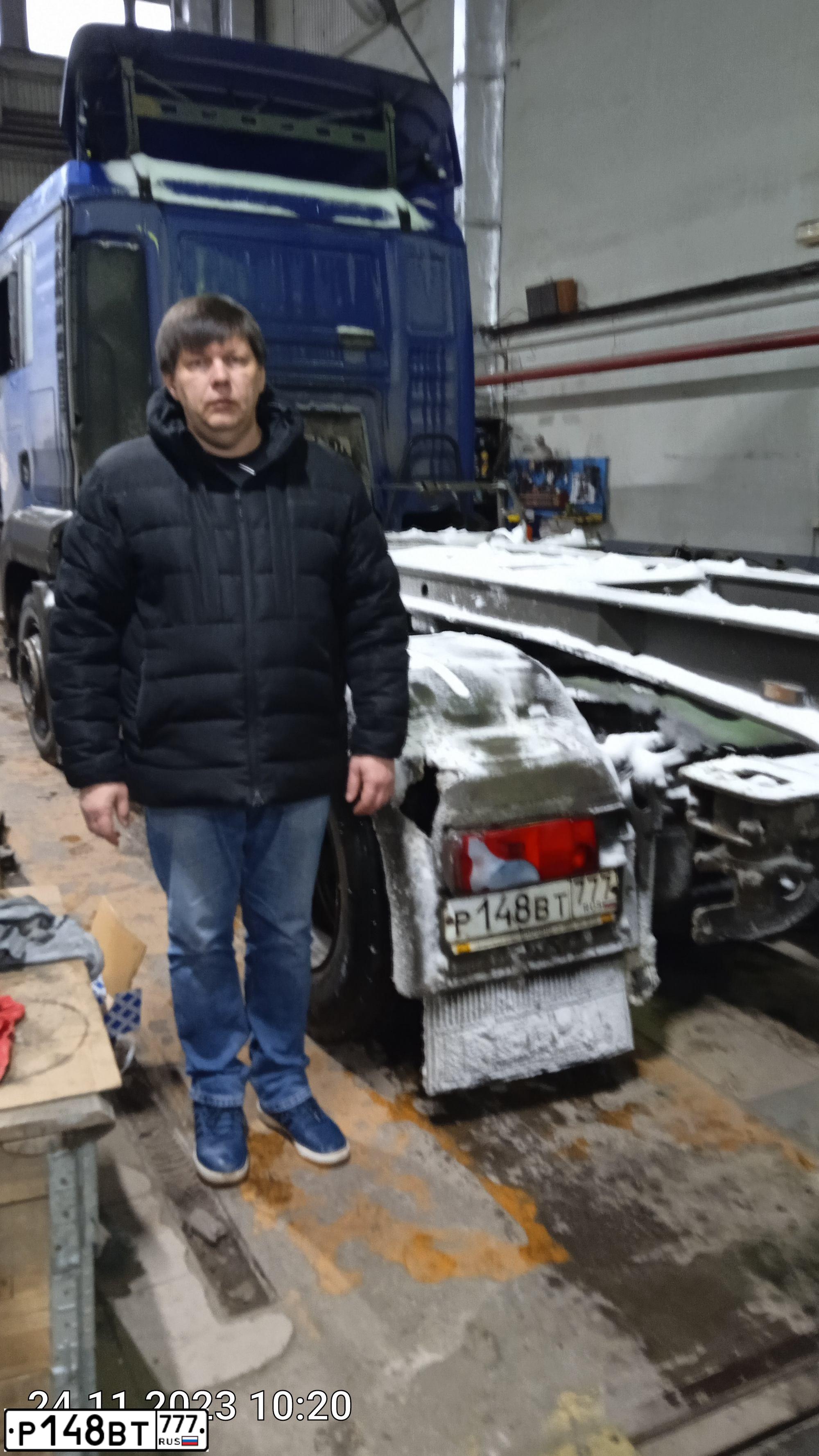Фото автомобиля MAN TGS 19.XXX /4X2/, 2012 — госномер Р148ВТ777. Цвет: СИНИЙ