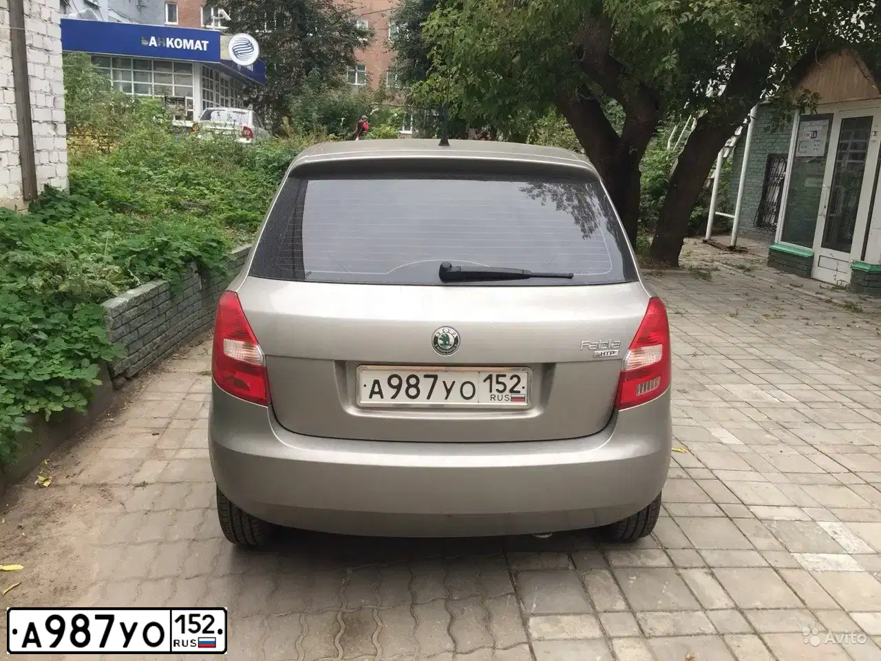 Фото автомобиля SKODA FABIA, 2009 — госномер Х172АС152. Цвет: СЕРЫЙ