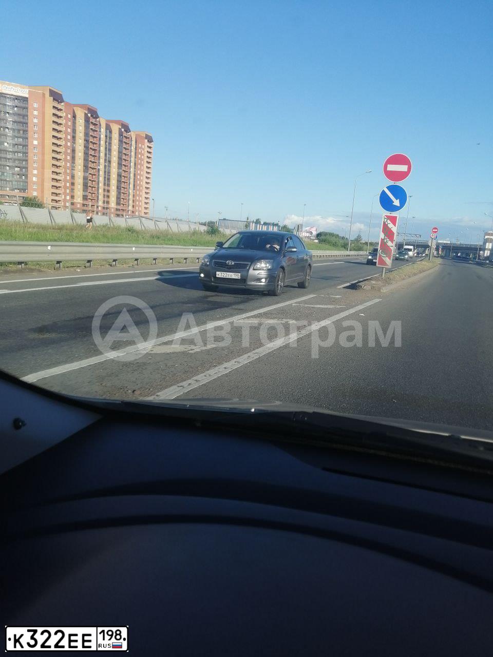 Фото автомобиля TOYOTA AVENSIS, 2008 — госномер К476ОО147. Цвет: СЕРЫЙ