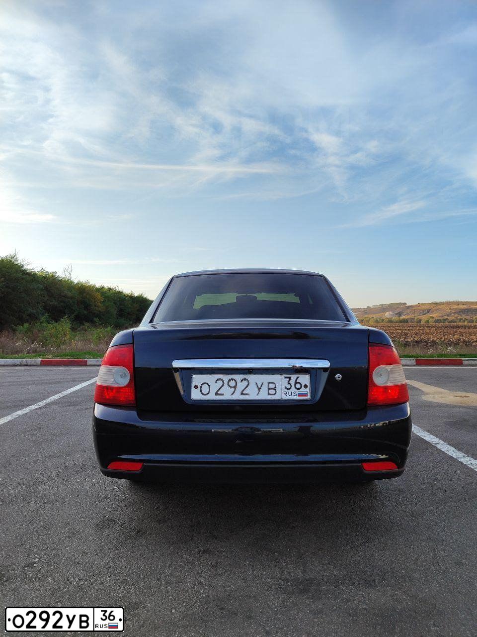 Фото автомобиля LADA 2170 PRIORA, 2008 — госномер О292УВ36. Цвет: ГРАФИТОВЫЙ МЕТАЛЛИК