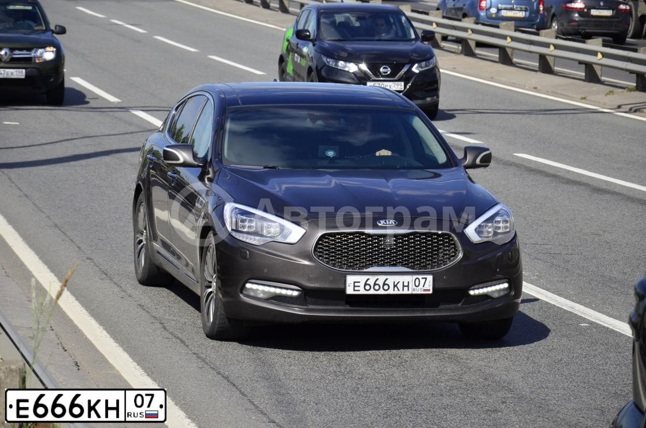 Фото автомобиля LADA 2170 PRIORA, 2013 — госномер Е666КН07. Цвет: ЧЕРНЫЙ