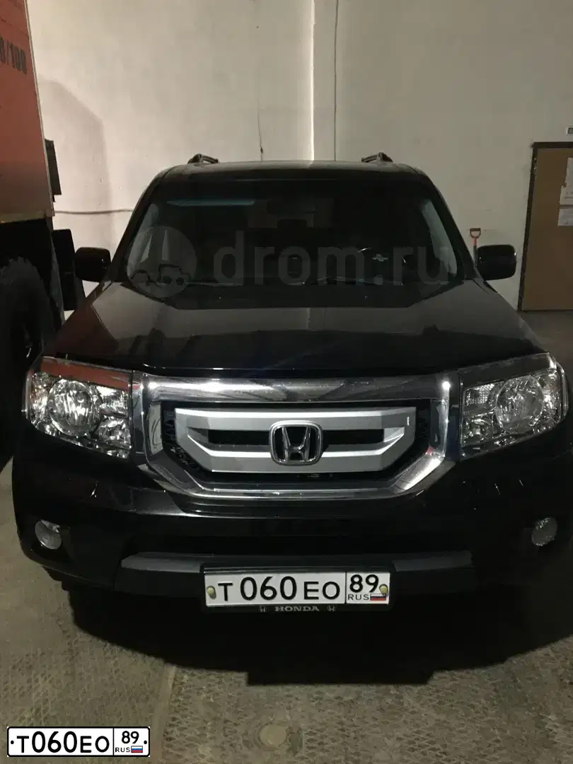 Фото автомобиля HONDA PILOT, 2008 — госномер Т060ЕО89. Цвет: ЧЕРНЫЙ