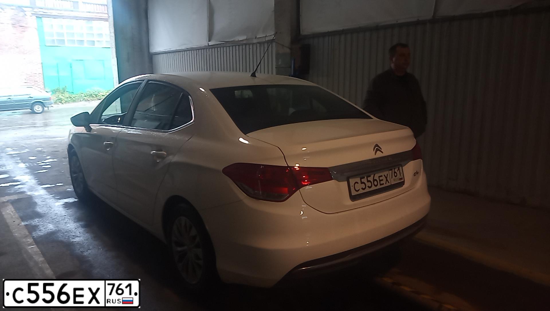 Фото автомобиля CITROEN C4, 2014 — госномер С556ЕХ761. Цвет: Белый
