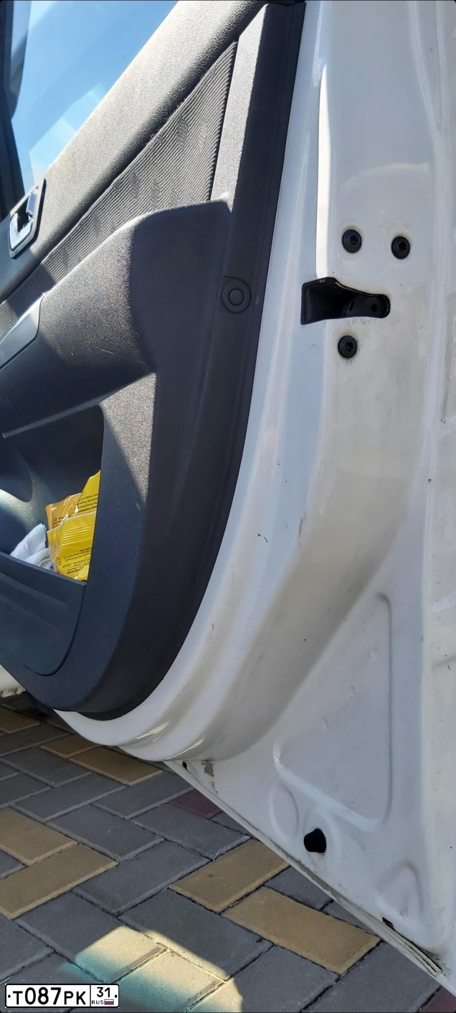 Фото автомобиля HYUNDAI GETZ, 2008 — госномер Т087РК31. Цвет: Белый
