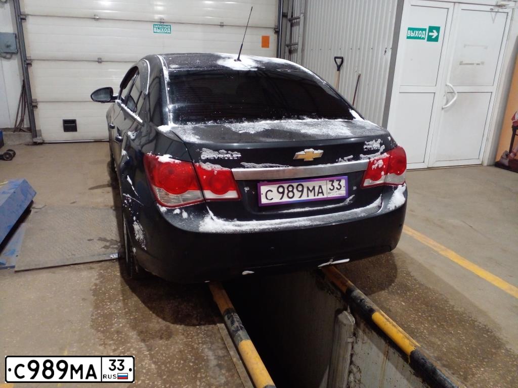 Фото автомобиля CHEVROLET CRUZE, 2011 — госномер С989МА33. Цвет: ЧЕРНЫЙ МЕТАЛЛИК