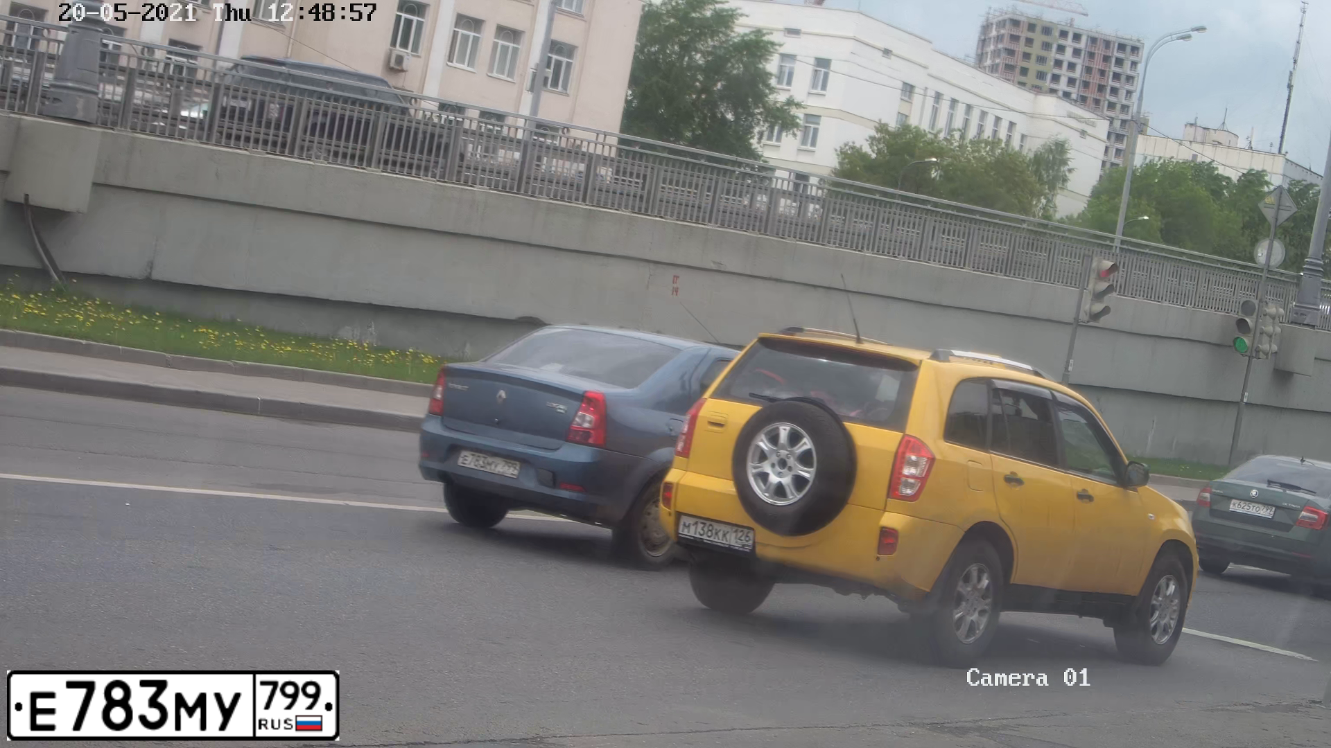Фото автомобиля RENAULT LOGAN, 2015 — госномер Е783МУ799. Цвет: СИНИЙ