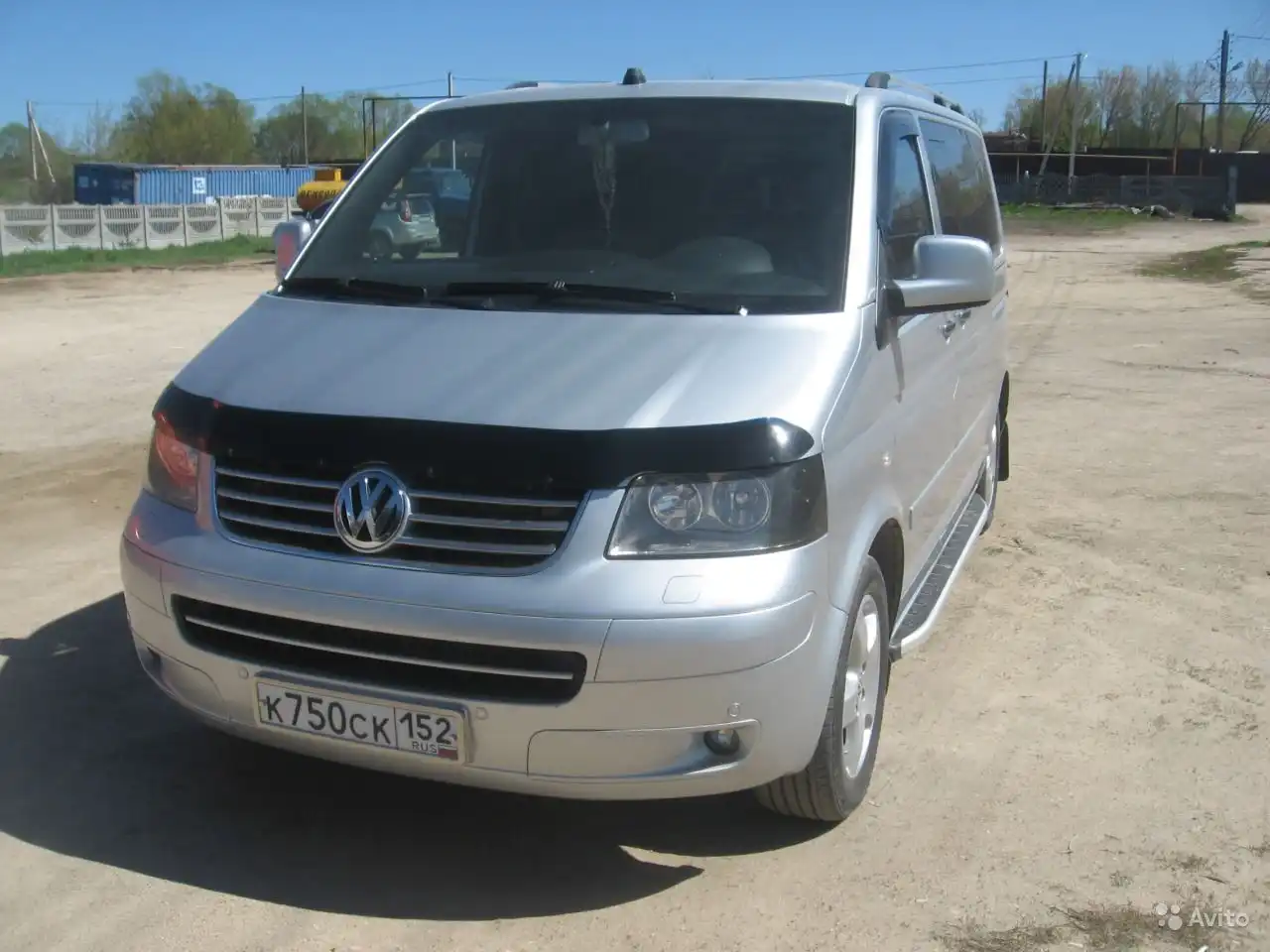 Фото автомобиля VOLKSWAGEN MULTIVAN, 2005 — госномер К750СК152. Цвет: СЕРЕБРИСТЫЙ
