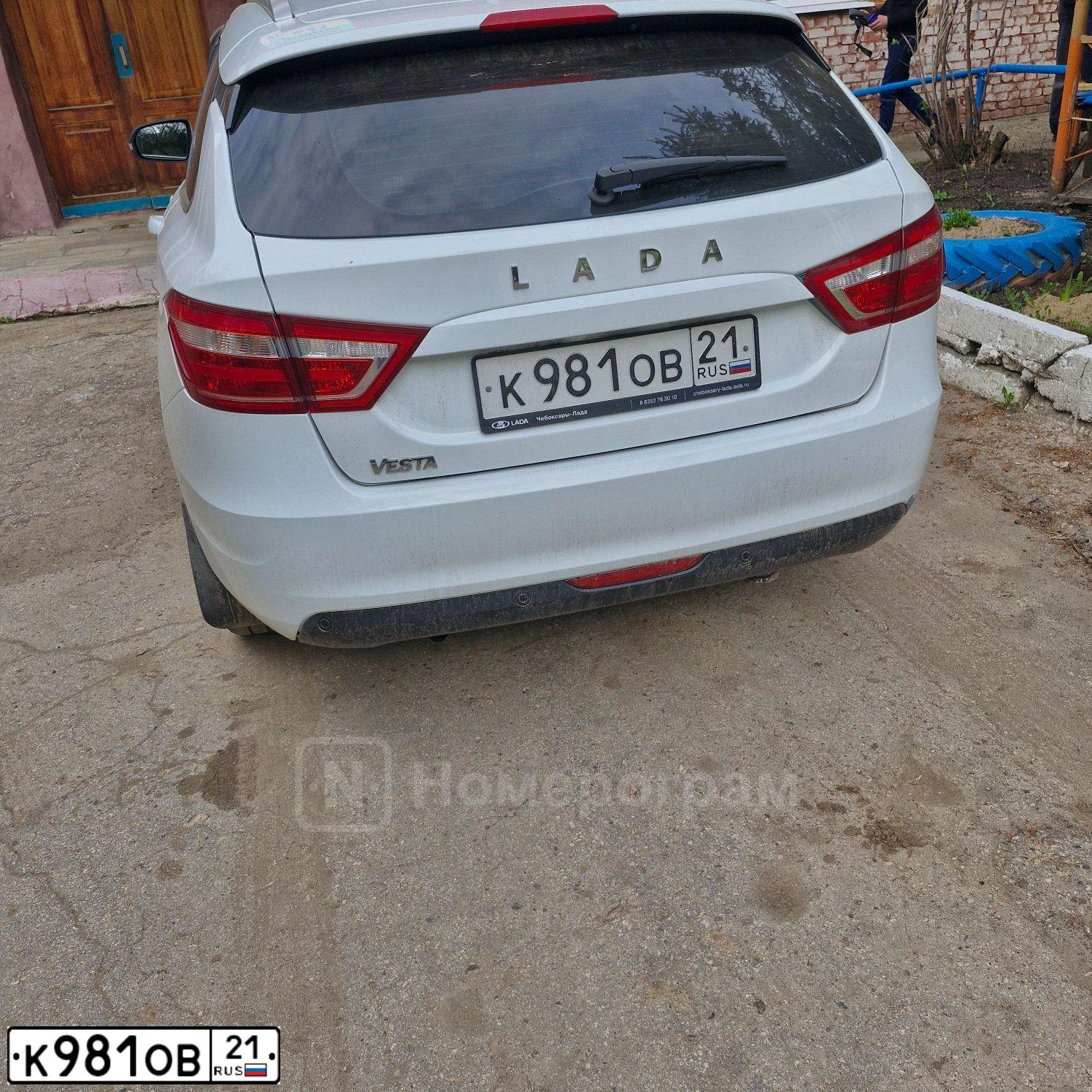 Фото автомобиля LADA VESTA, 2020 — госномер К981ОВ21. Цвет: Белый
