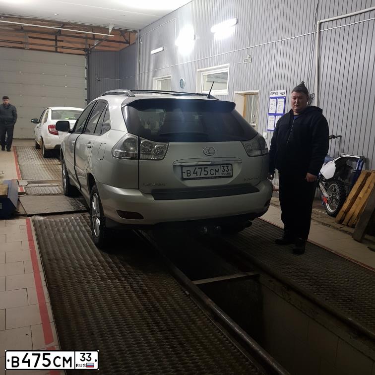 Фото автомобиля LEXUS RX, 2005 — госномер М360УВ33. Цвет: СЕРЕБРИСТЫЙ