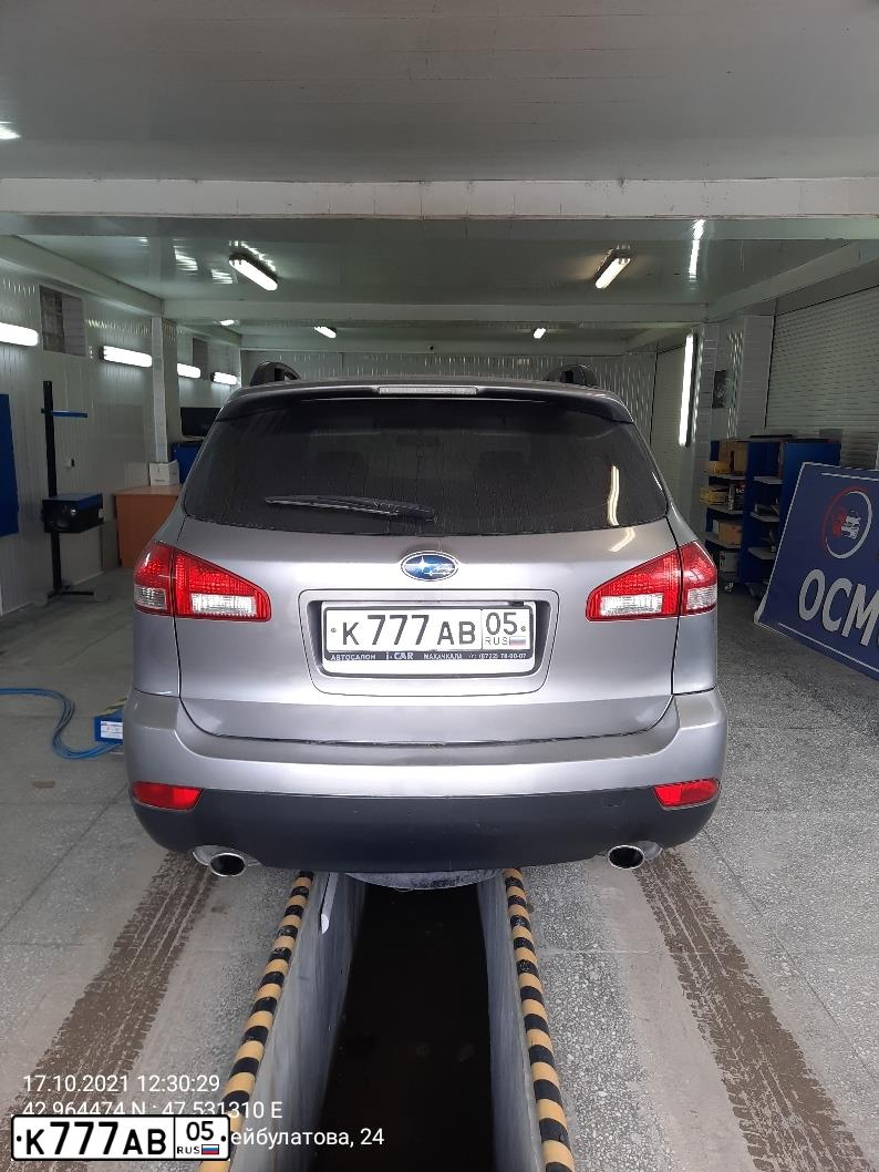 Фото автомобиля SUBARU B9 TRIBECA, 2008 — госномер К777АВ05. Цвет: СЕРЕБРИСТЫЙ