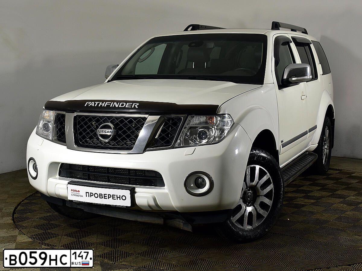 Фото автомобиля NISSAN PATHFINDER, 2011 — госномер В059НС147. Цвет: Белый