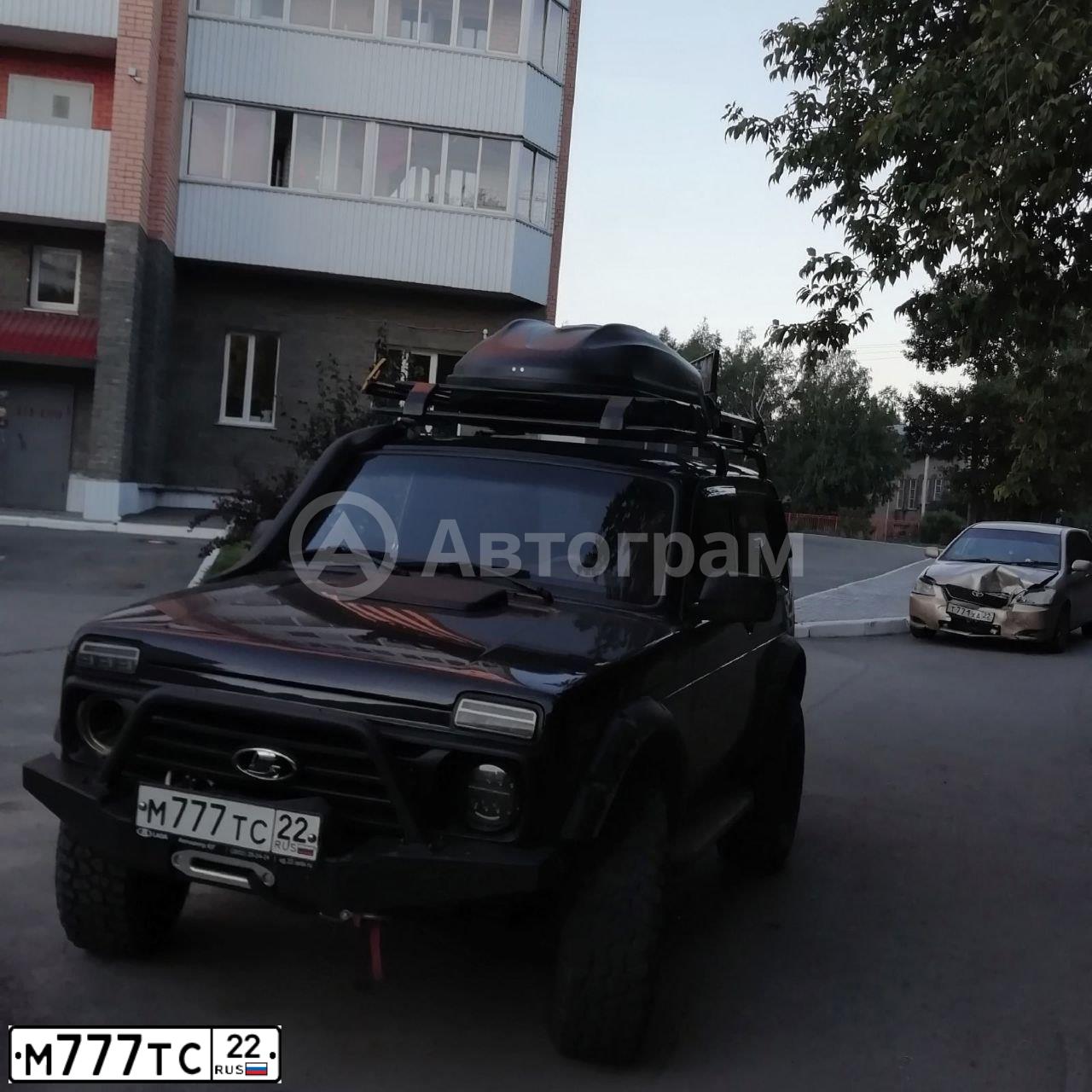 Фото автомобиля UAZ 3163 PATRIOT, 2019 — госномер М777ТС22. Цвет: ТЕМНО-СЕРЫЙ МЕТАЛЛИК