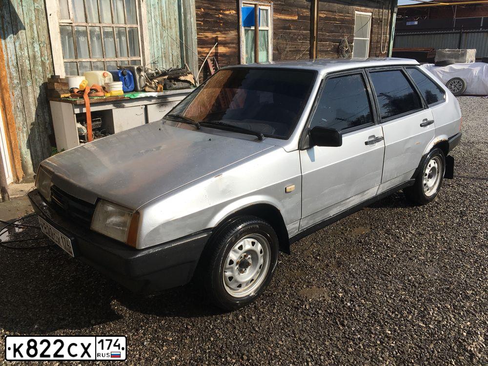 Фото автомобиля LADA 2109 SAMARA, 2001 — госномер Е548ВС174. Цвет: Серебристый