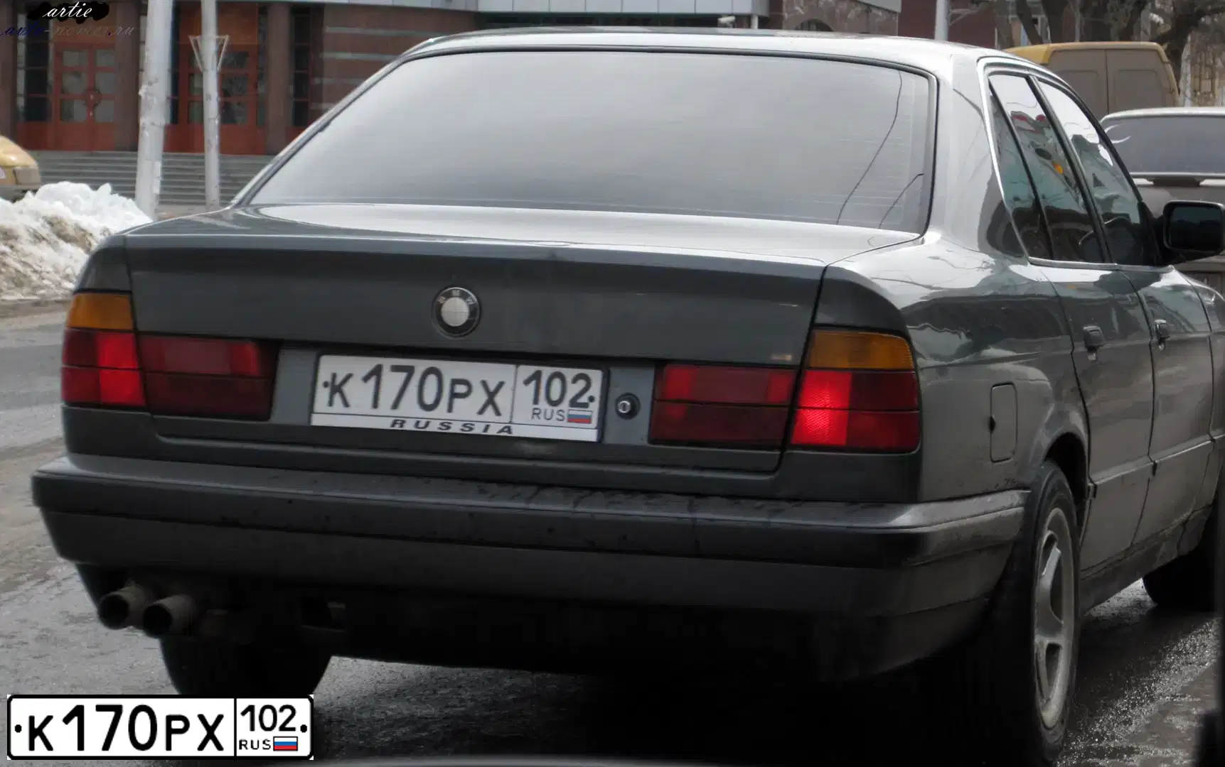 Фото автомобиля BMW SERIE 5, 1988 — госномер К170РХ102. Цвет: СЕРЫЙ
