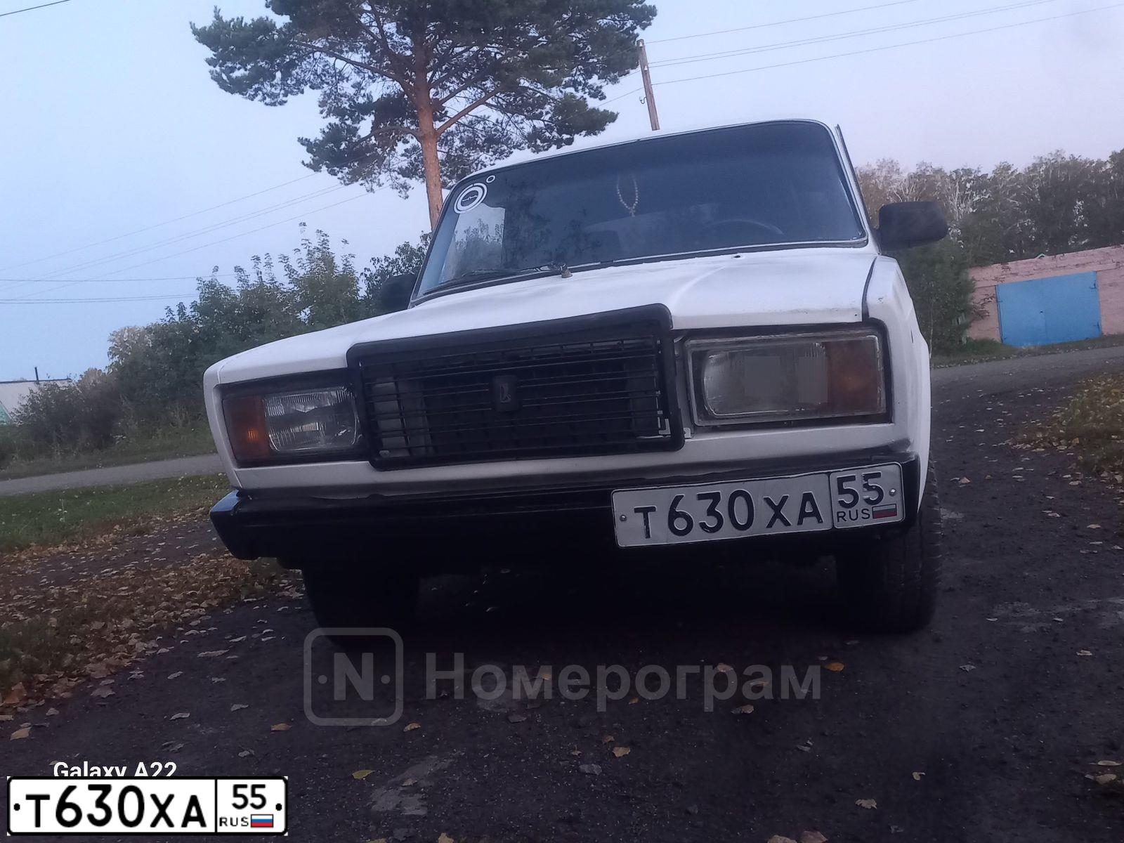 Фото автомобиля LADA 2105, 1998 — госномер Т630ХА55. Цвет: Белый