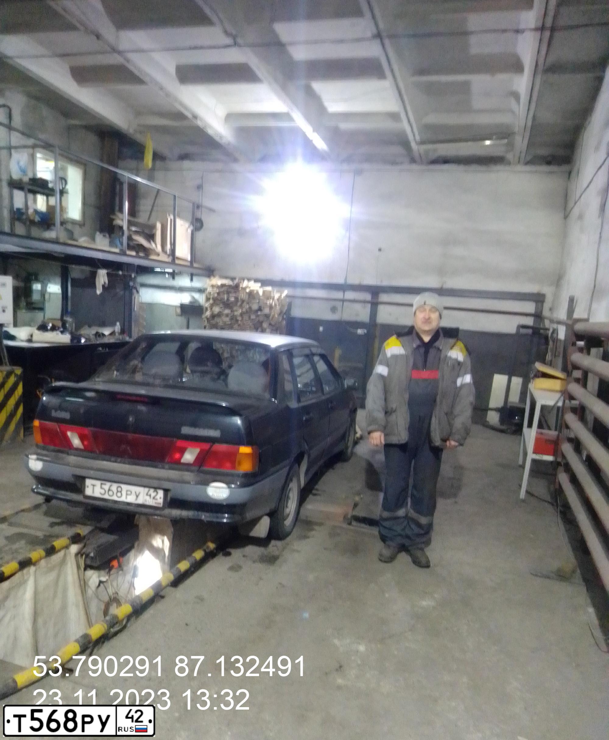Фото автомобиля LADA 2115, 2006 — госномер Н768ОА142. Цвет: ГРАФИТОВЫЙ МЕТАЛЛИК
