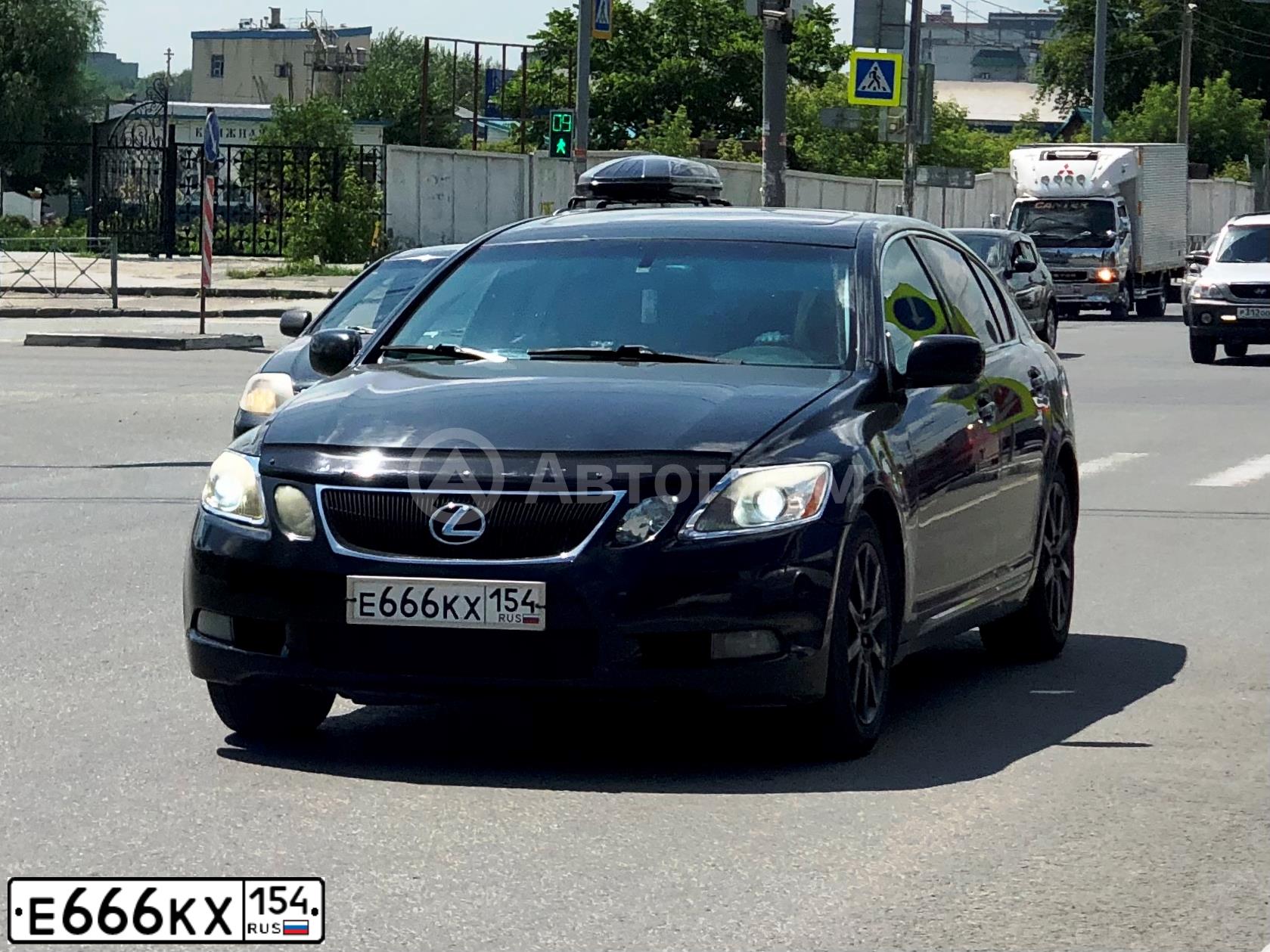 Фото автомобиля LEXUS S GS, 2006 — госномер Е666КХ154. Цвет: ЧЕРНЫЙ