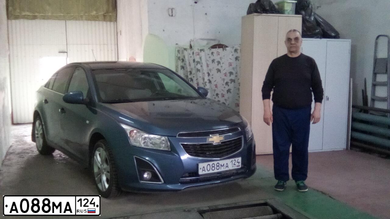 Фото автомобиля CHEVROLET CRUZE, 2013 — госномер В680УК37. Цвет: СИНИЙ МЕТАЛЛИК