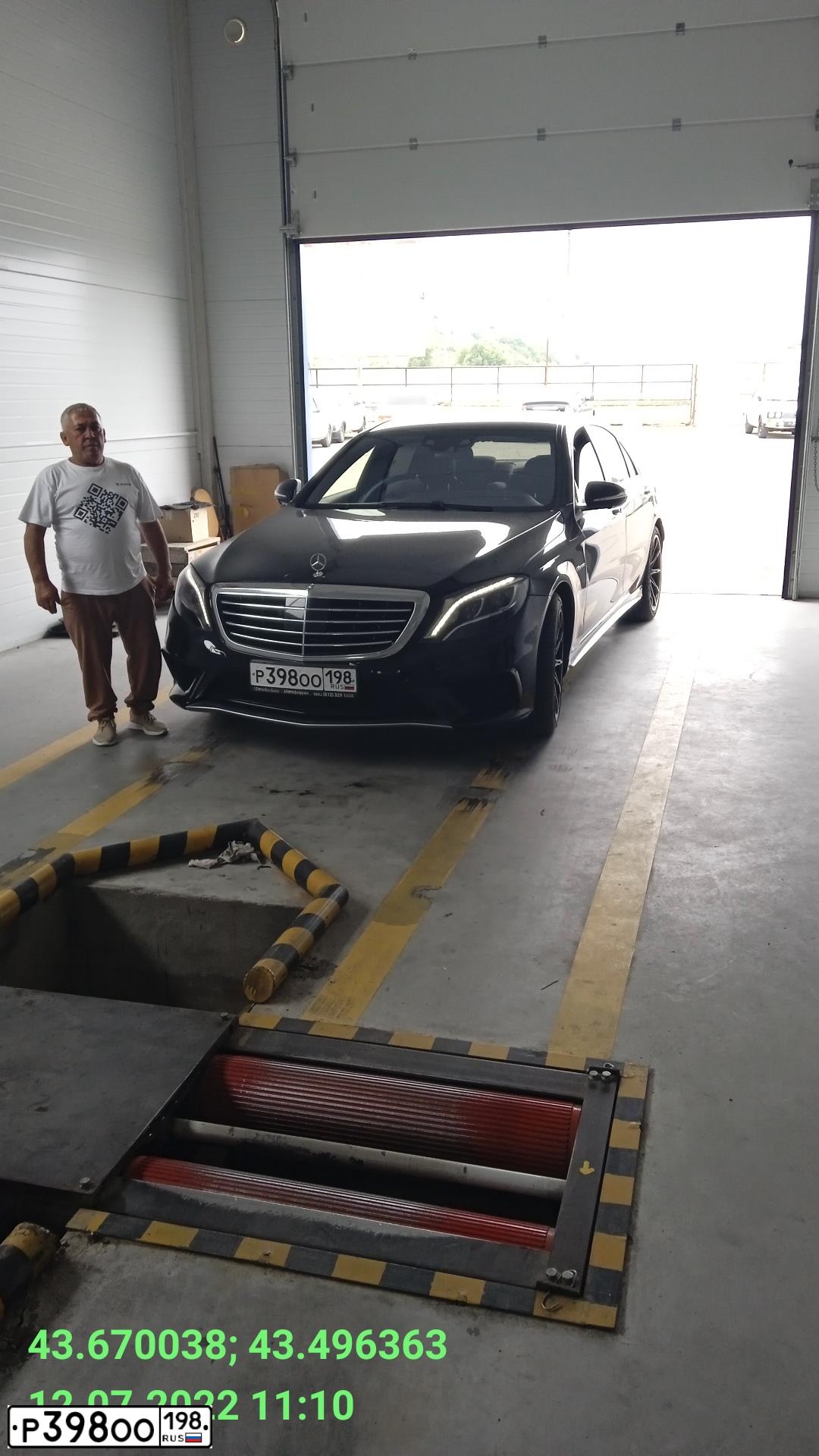 Фото автомобиля MERCEDES S-KLASSE, 2014 — госномер О878АА98. Цвет: ЧЕРНЫЙ