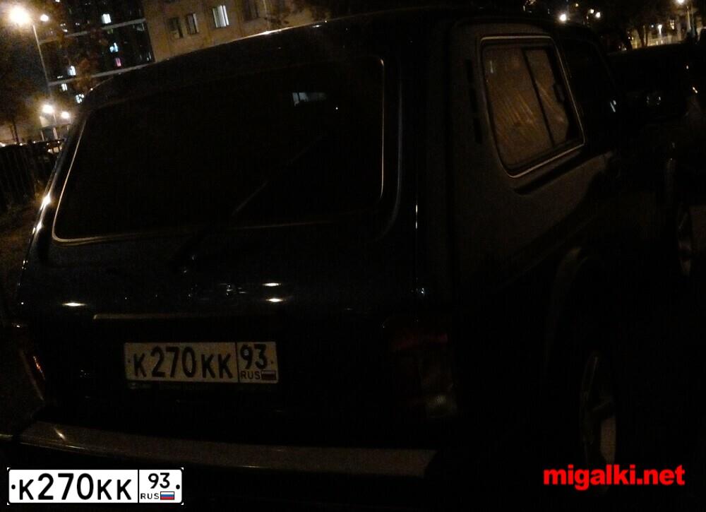 Фото автомобиля TOYOTA LANDCRUISER, 2011 — госномер К270КК93. Цвет: Белый