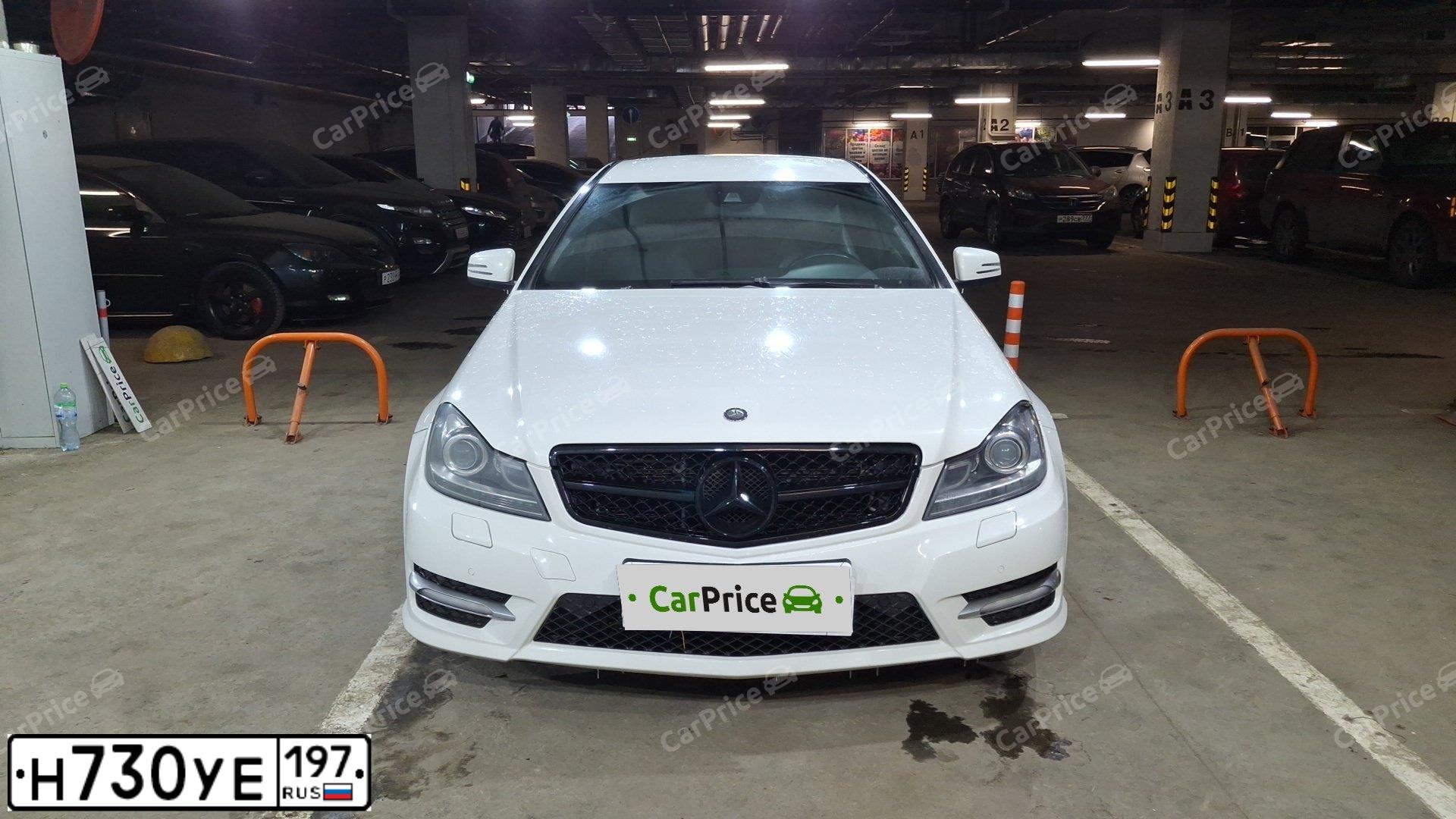Фото автомобиля MERCEDES C-KLASSE, 2012 — госномер А091АР550. Цвет: Белый