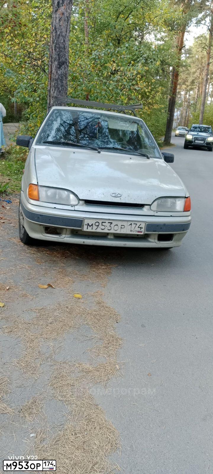 Фото автомобиля LADA 2114 SAMARA, 2006 — госномер М953ОР174. Цвет: БЕЛО-ЗЕЛЕНЫЙ