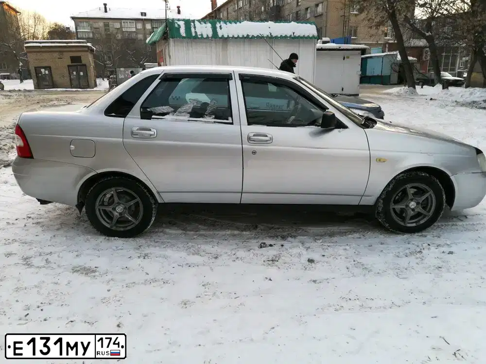 Фото автомобиля LADA PRIORA, 2007 — госномер Е153КМ761