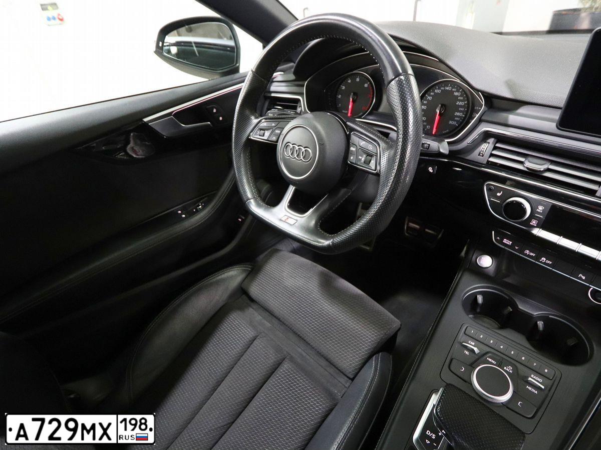 Фото автомобиля AUDI A5, 2017 — госномер О069АА178. Цвет: СЕРЕБРИСТЫЙ
