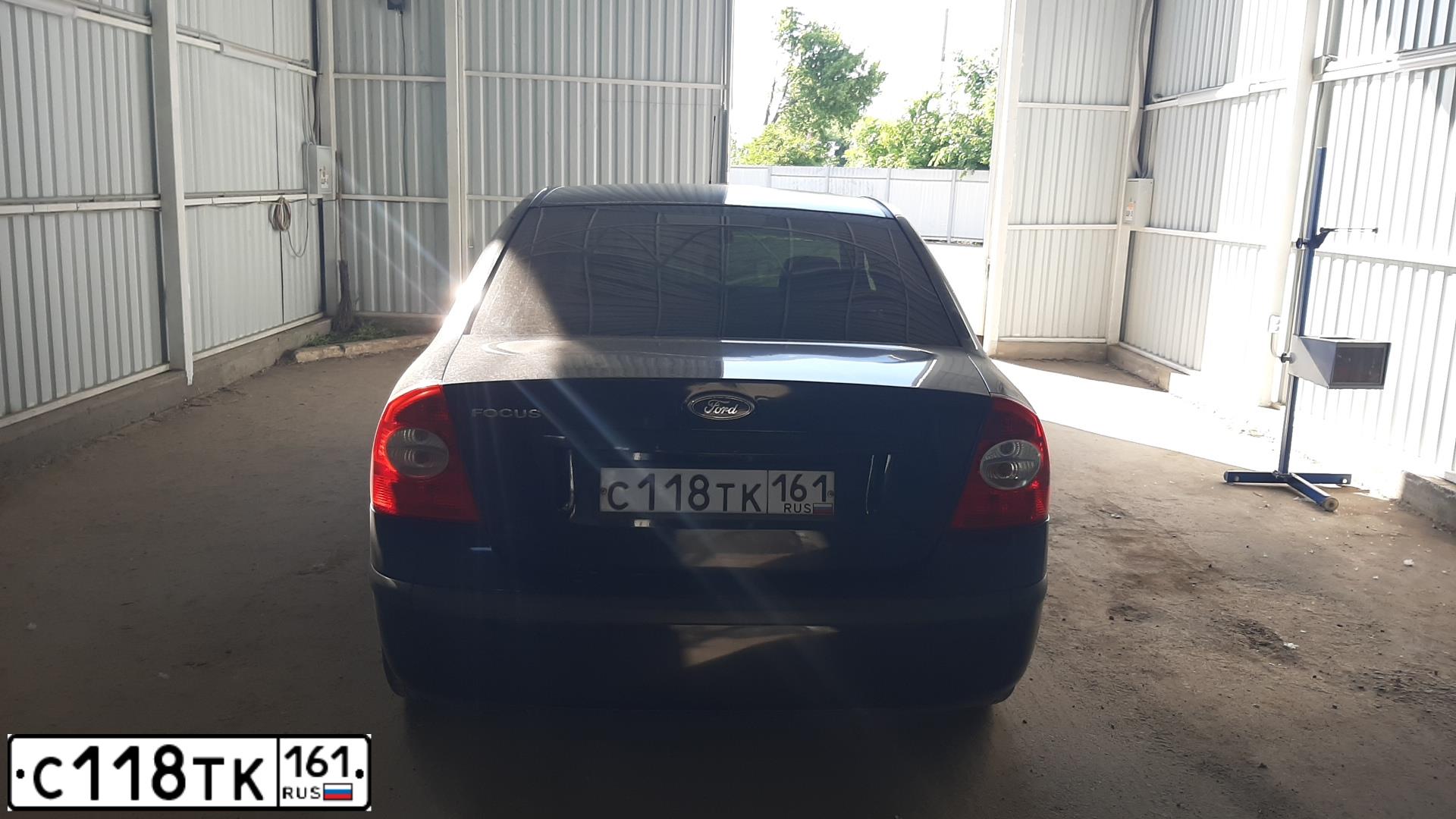 Фото автомобиля FORD FOCUS, 2007 — госномер С118ТК161. Цвет: ТЕМНО-СИНИЙ