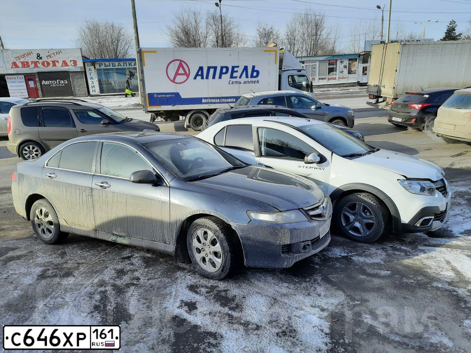 Фото автомобиля LADA 2170 PRIORA, 2013 — госномер Е282ВН761. Цвет: Белый