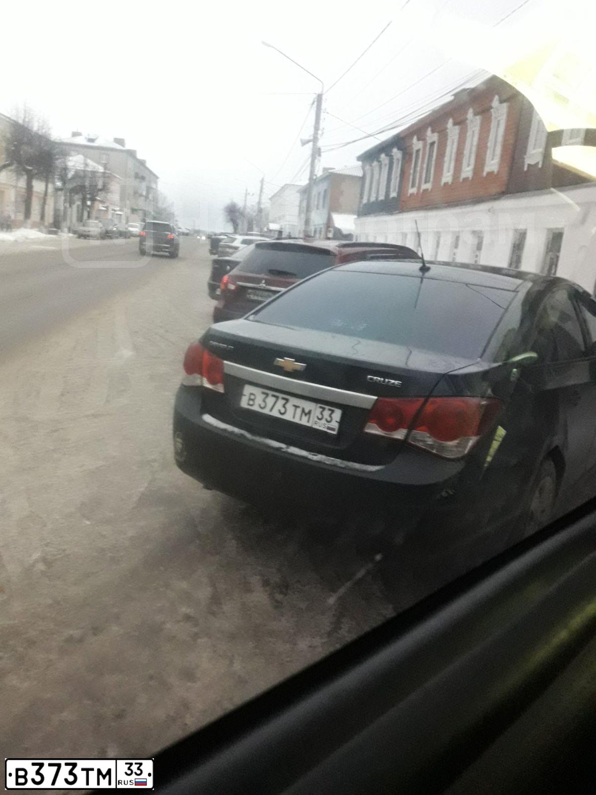 Фото автомобиля CHEVROLET CRUZE, 2010 — госномер В373ТМ33. Цвет: ЧЕРНЫЙ