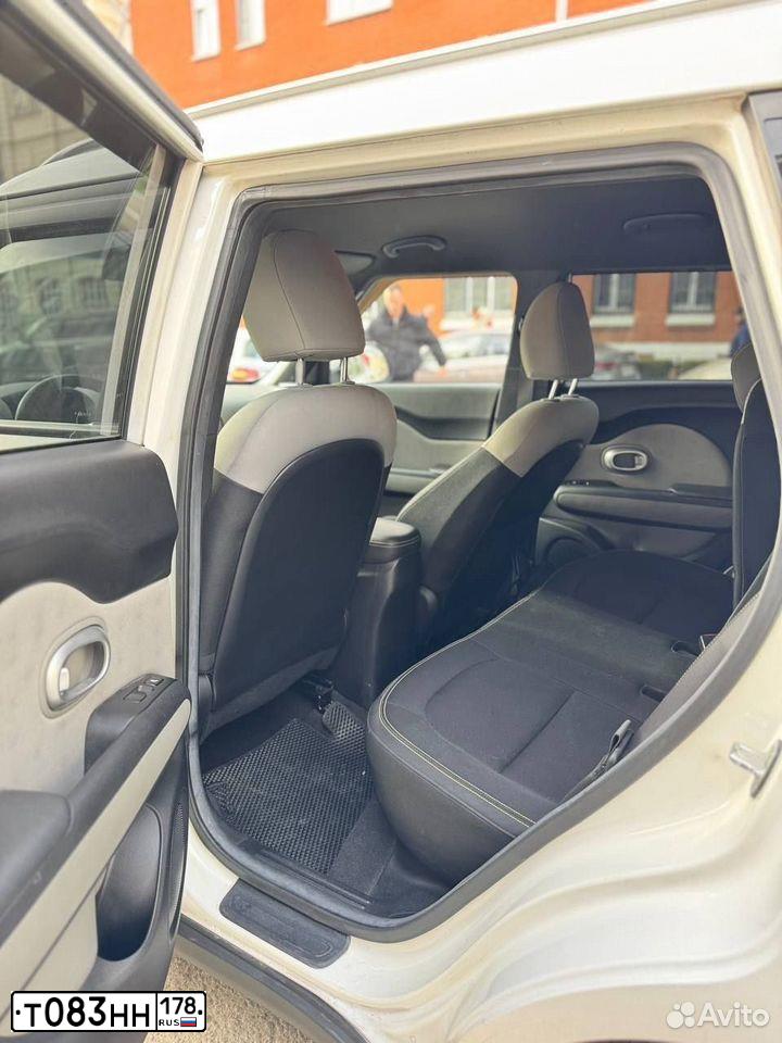 Фото автомобиля KIA SOUL, 2014 — госномер Т083НН178. Цвет: Белый
