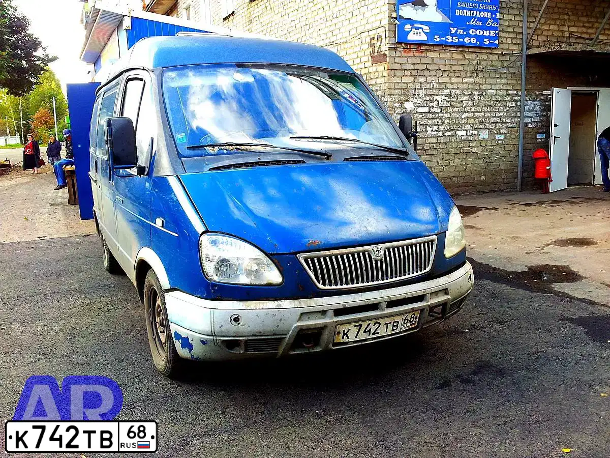 Фото автомобиля GAZ 2752 SOBOL, 2004 — госномер К742ТВ68. Цвет: БАЛТИКА