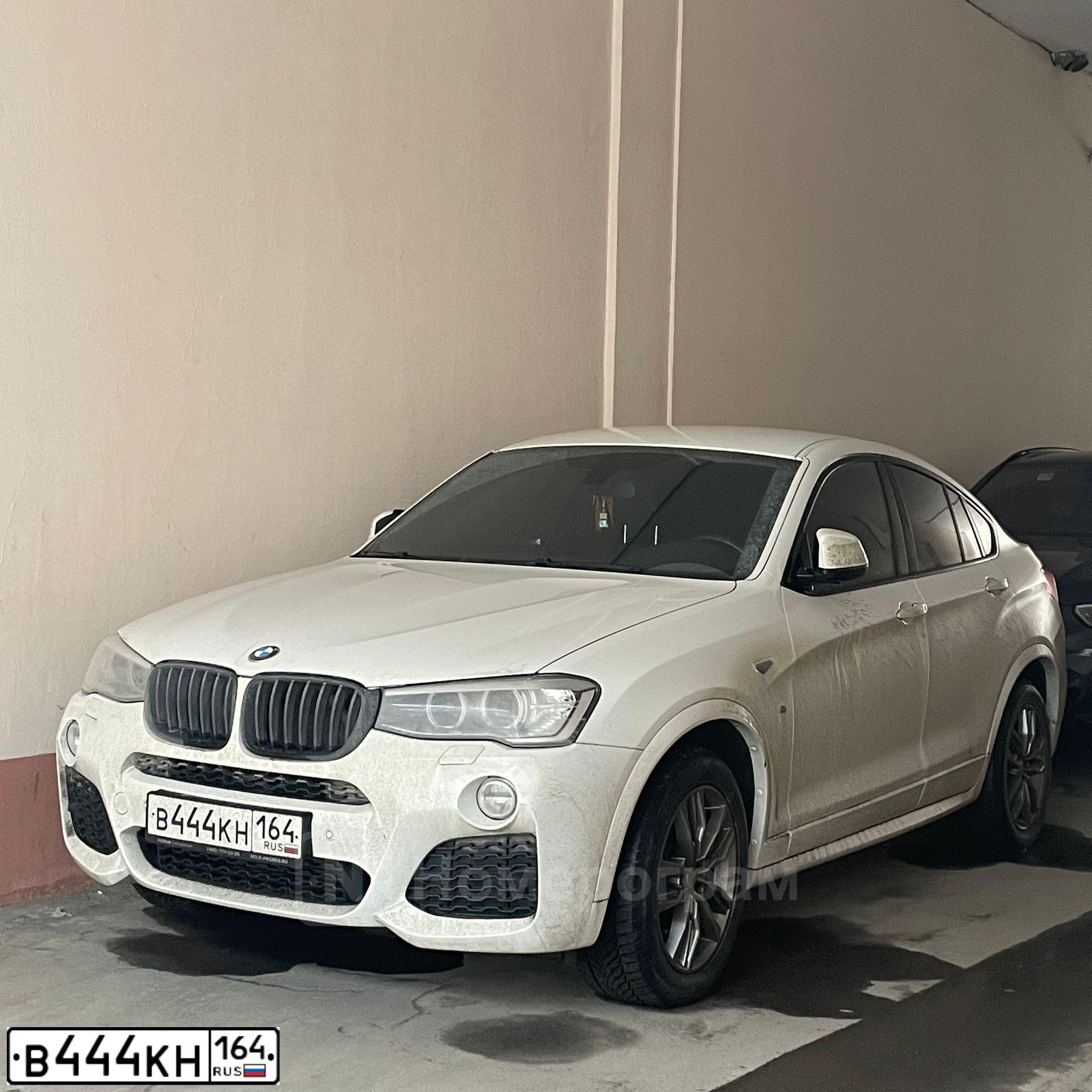 Фото автомобиля SKODA OCTAVIA, 2018 — госномер В444КН164. Цвет: СИНИЙ