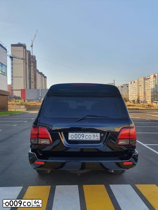Фото автомобиля TOYOTA LANDCRUISER, 2004 — госномер М888РТ40. Цвет: ЧЕРНЫЙ
