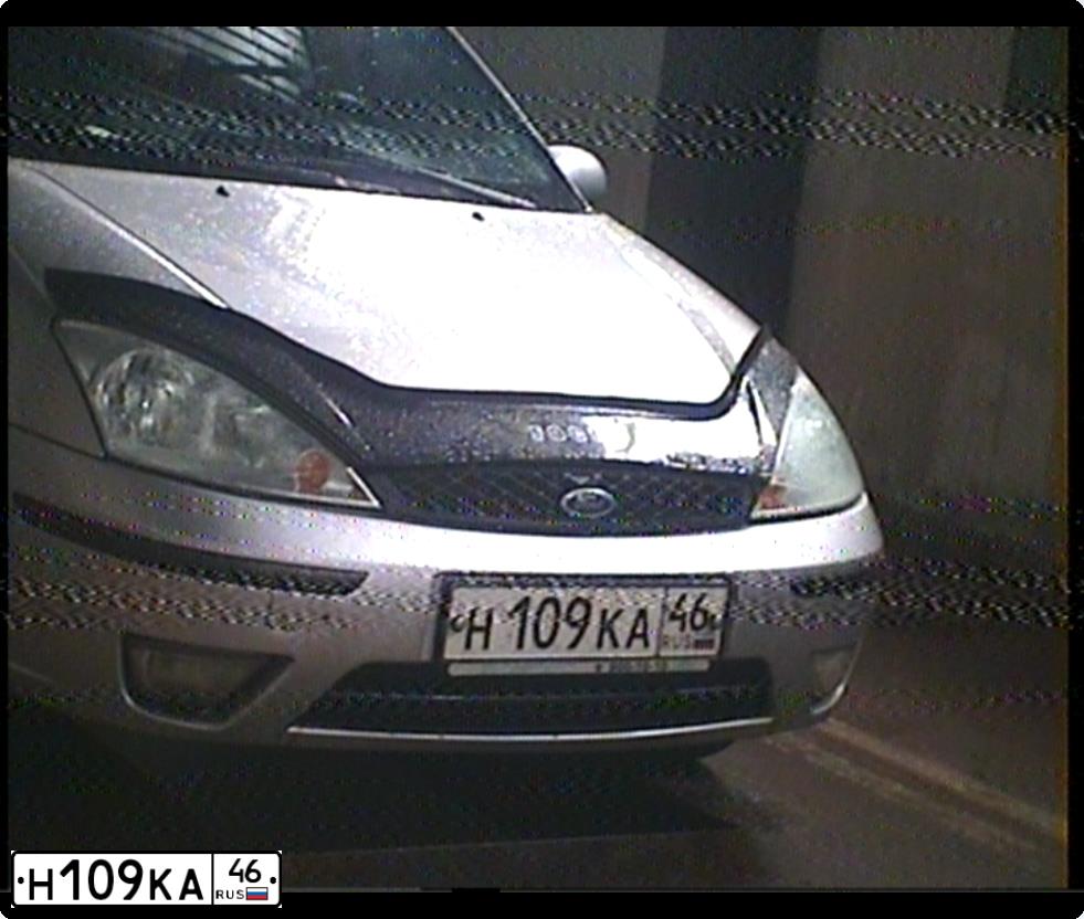 Фото автомобиля FORD FOCUS, 2004 — госномер Н109КА46. Цвет: Серебристый
