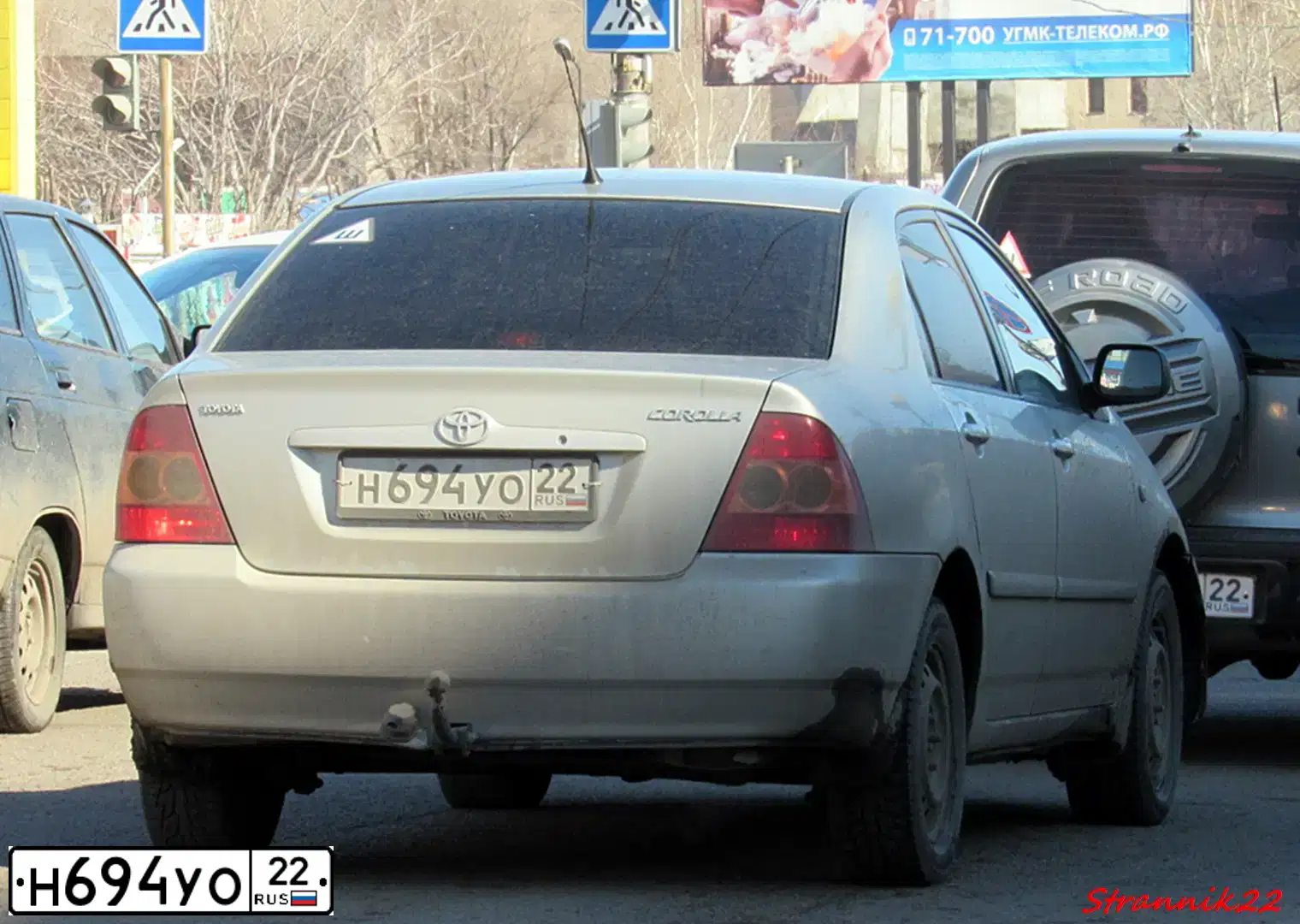 Фото автомобиля TOYOTA COROLLA, 2004 — госномер Н694УО22. Цвет: СЕРЕБРИСТЫЙ