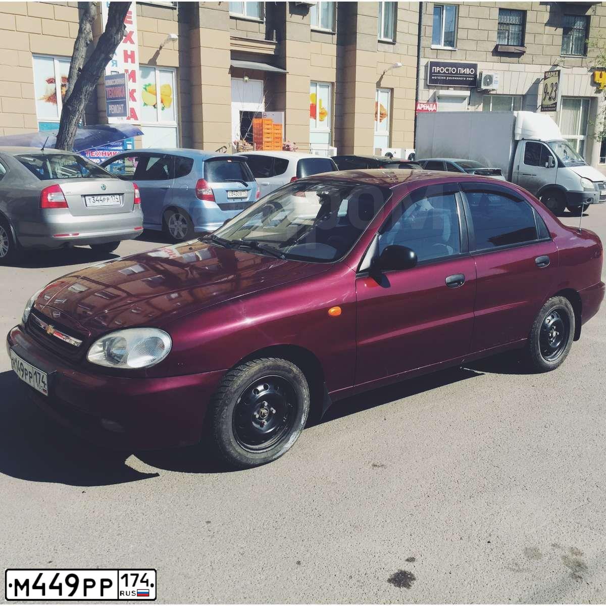 Фото автомобиля INTERNATIONAL HEAVY TRUCK 8500-9900, 1998 — госномер М449РР174. Цвет: КАРАТ