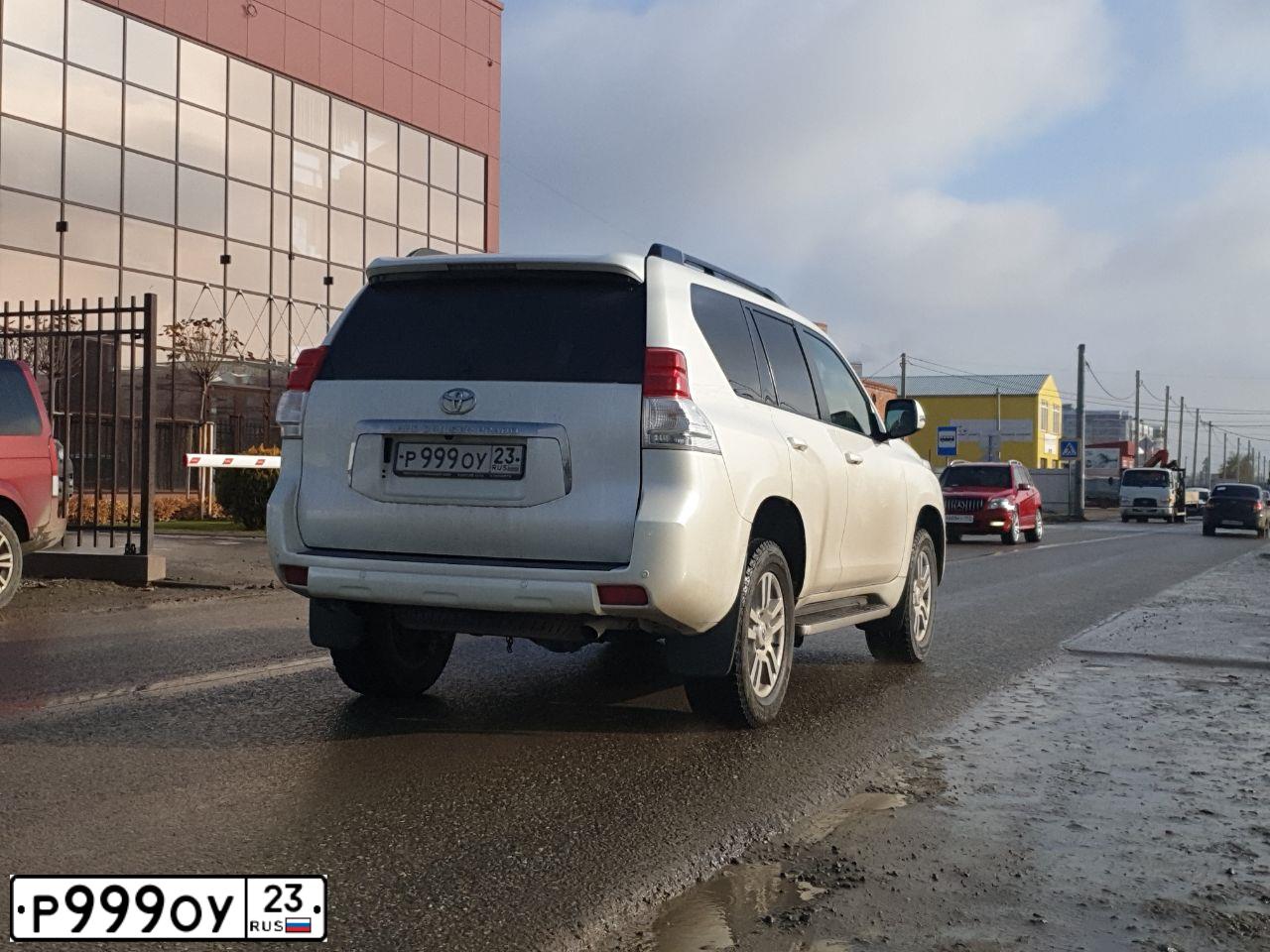 Фото автомобиля LADA 2110, 2003 — госномер А331РВ15. Цвет: СВЕТЛО-СЕРЕБРИСТЫЙ МЕТАЛЛИК
