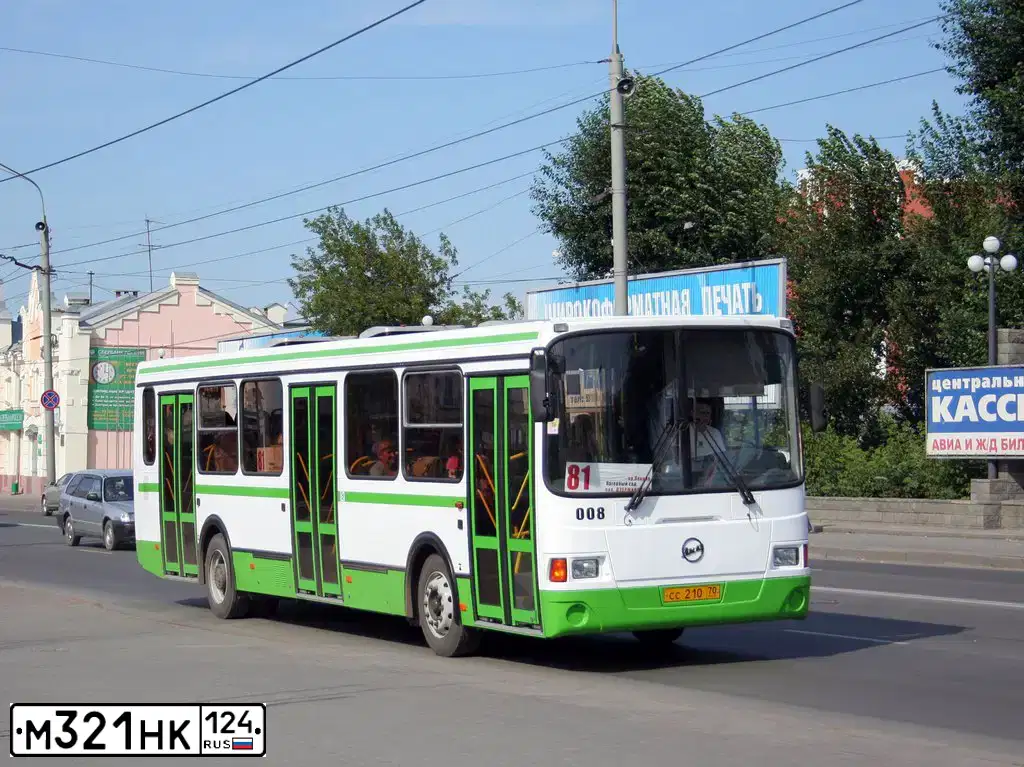 Фото автомобиля LIAZ 5256, 2009 — госномер М321НК124. Цвет: БЕЛЫЙ-ЗЕЛЕНЫЙ